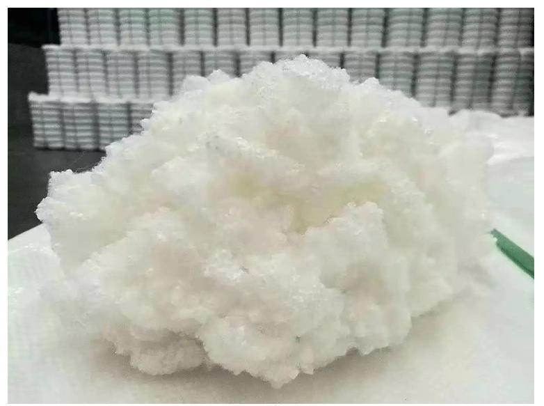 বিশুদ্ধ স্পিনিংয়ের জন্য 1.56dtex*38mm SD উচ্চ শক্তি পলিয়েস্টার স্টেপল ফাইবার